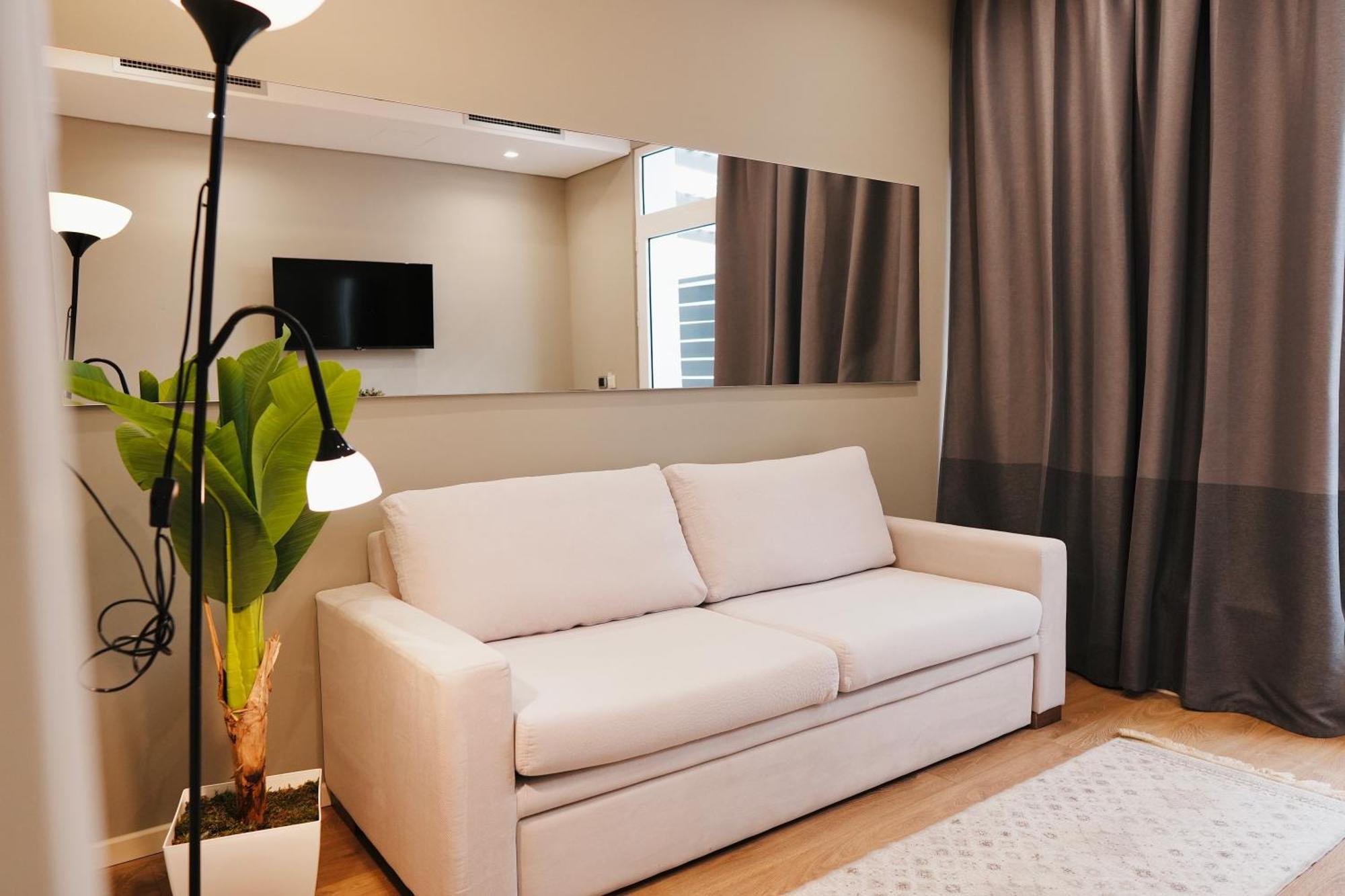 Hotel Blue Sky Sarandë Eksteriør bilde