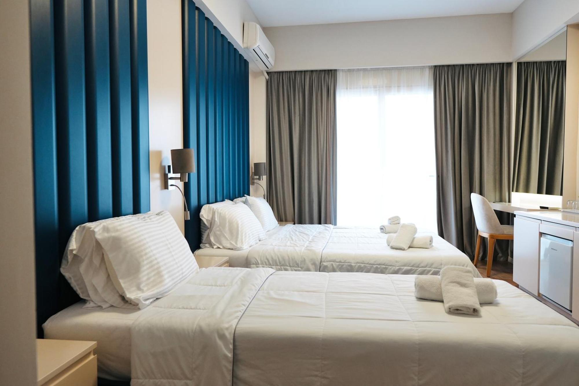 Hotel Blue Sky Sarandë Eksteriør bilde