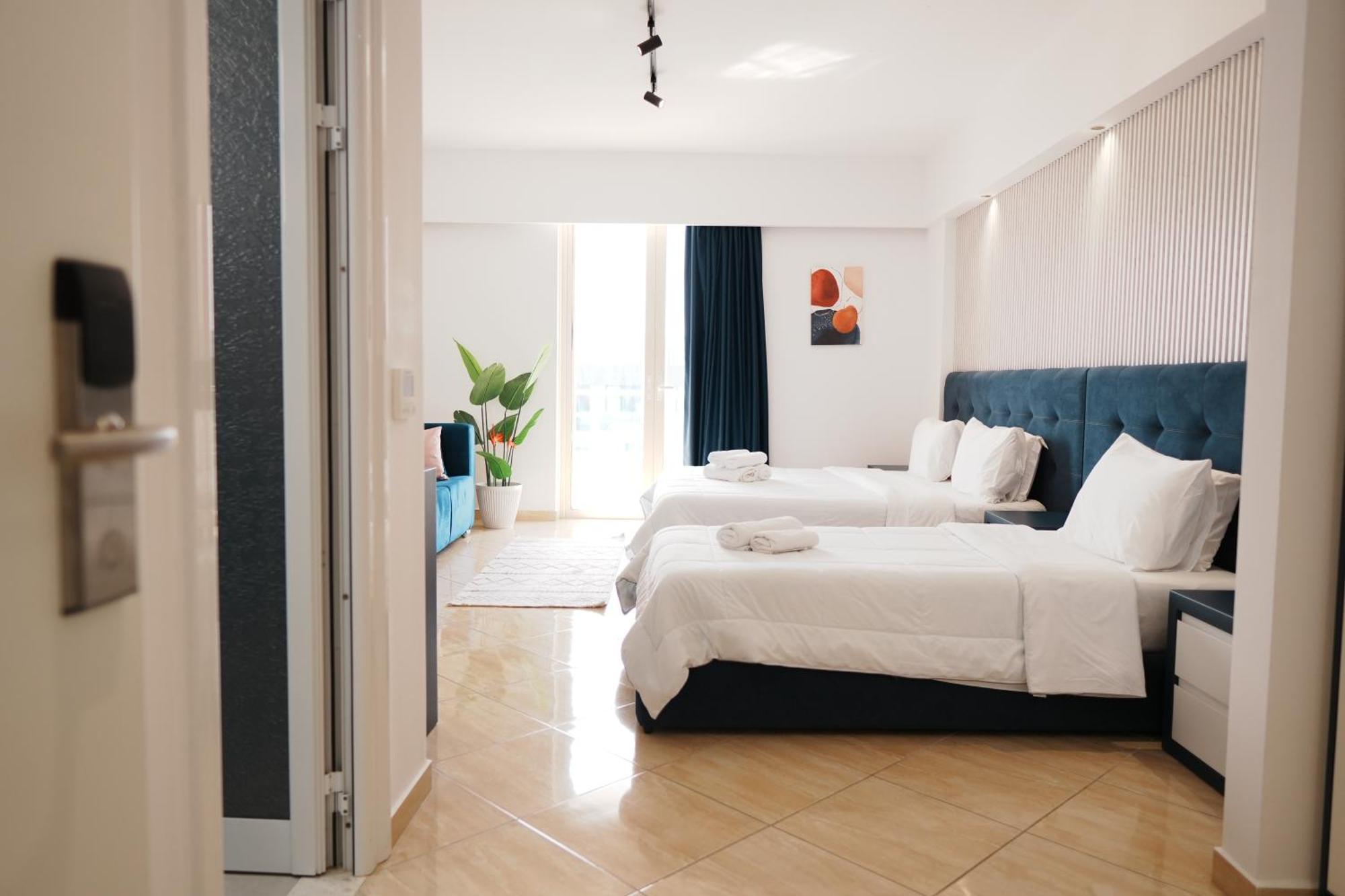 Hotel Blue Sky Sarandë Eksteriør bilde