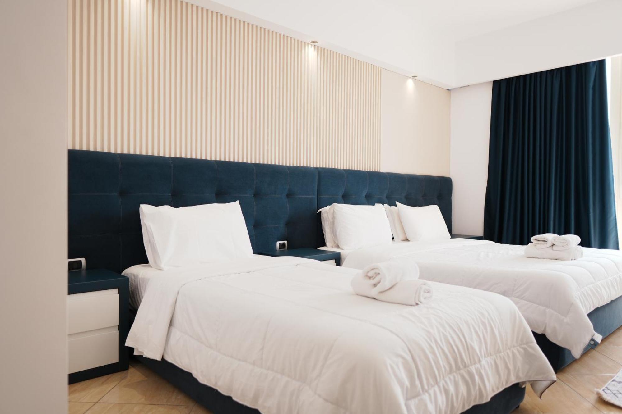 Hotel Blue Sky Sarandë Eksteriør bilde