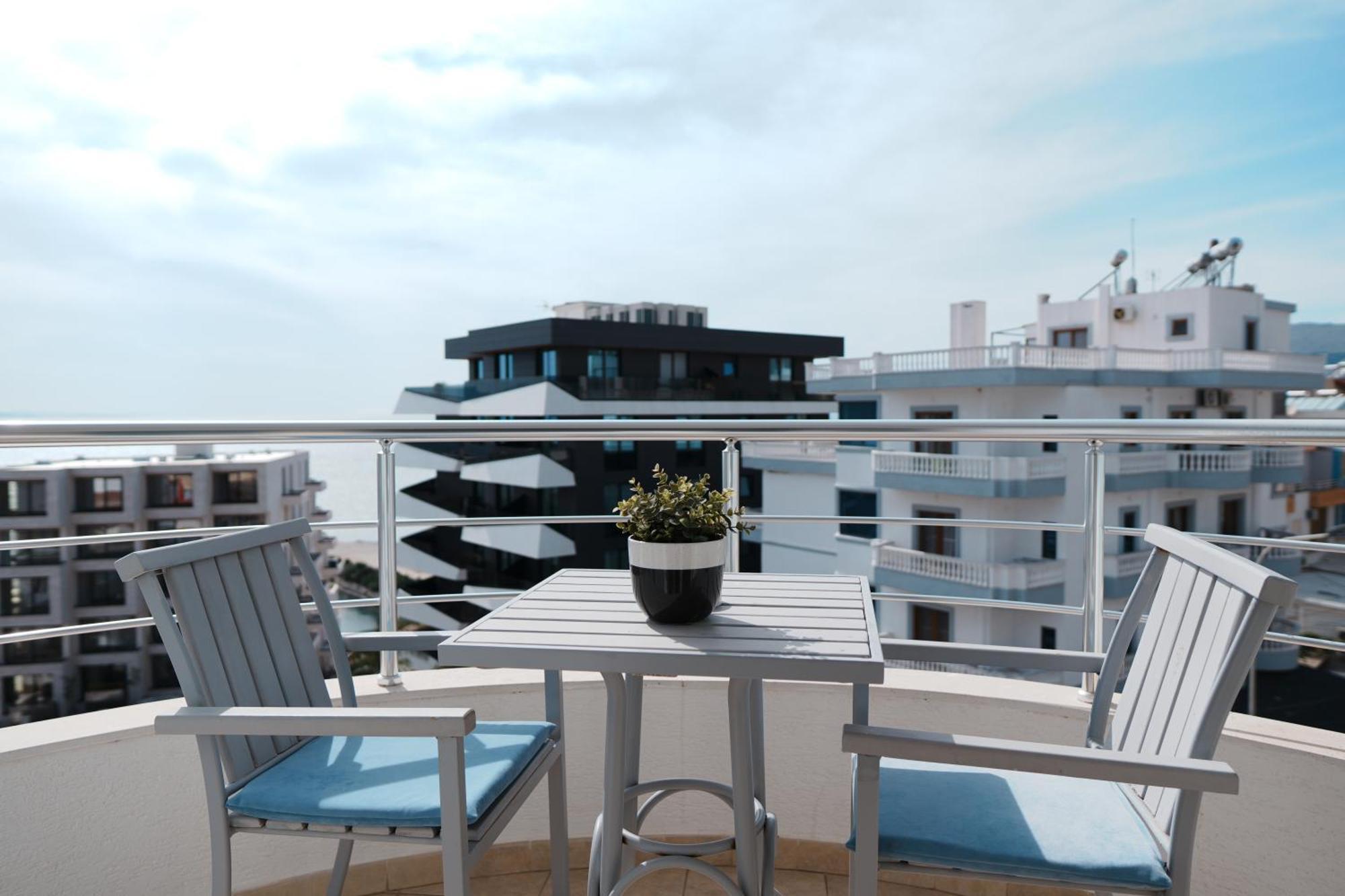 Hotel Blue Sky Sarandë Eksteriør bilde