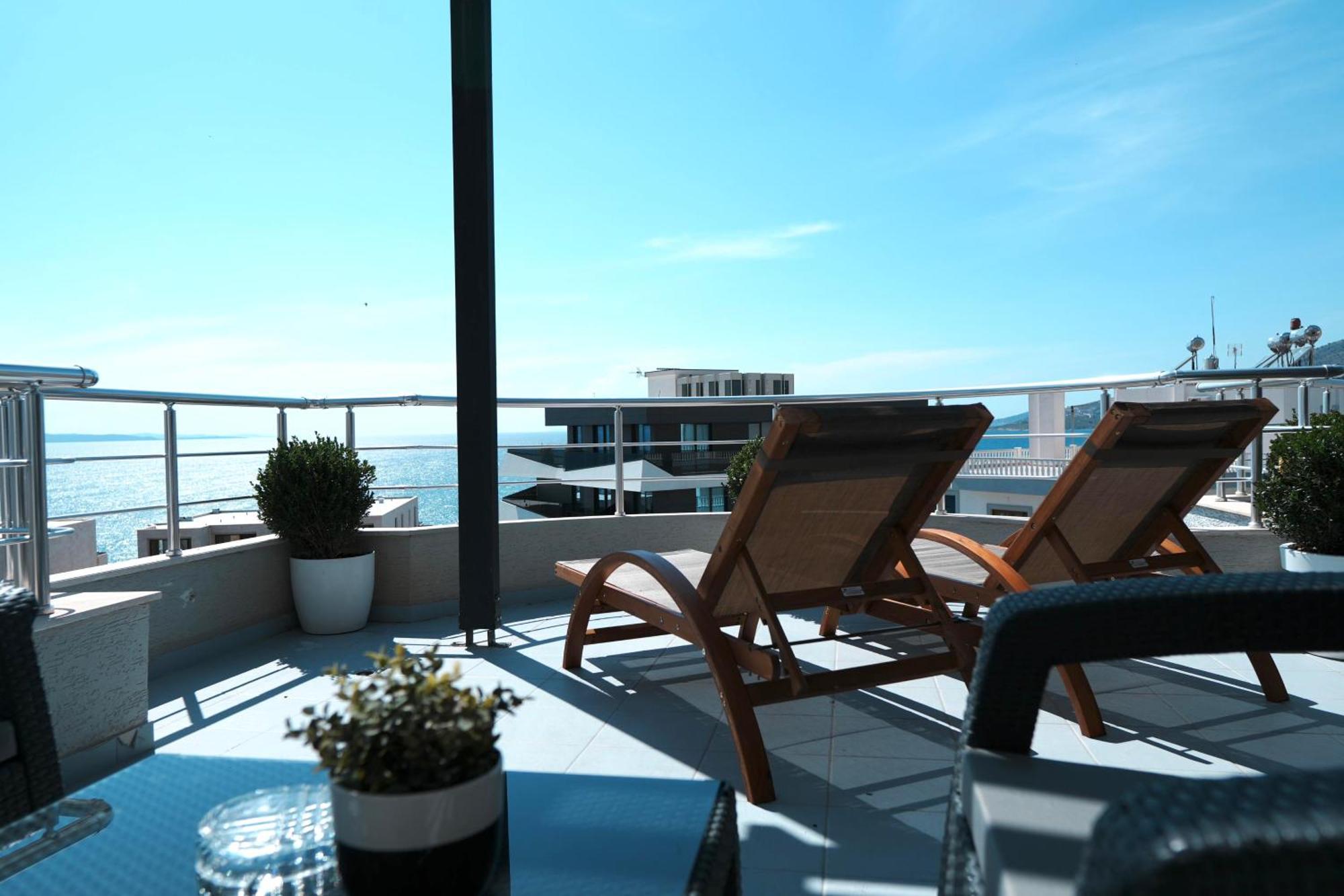 Hotel Blue Sky Sarandë Eksteriør bilde