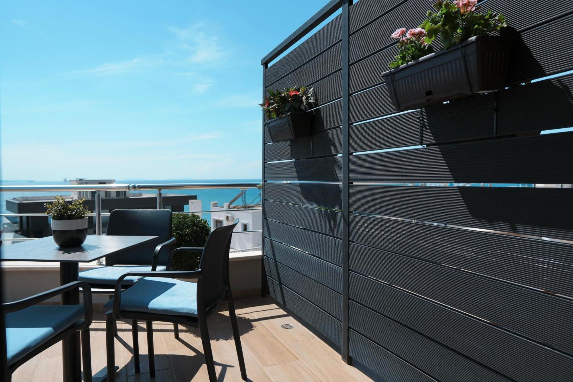 Hotel Blue Sky Sarandë Eksteriør bilde