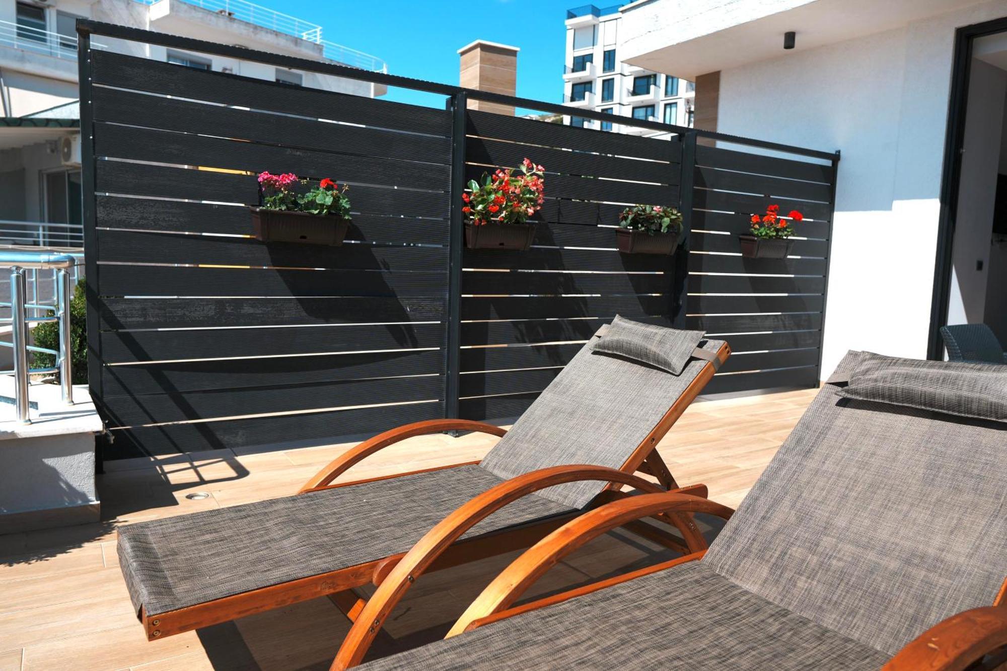 Hotel Blue Sky Sarandë Eksteriør bilde